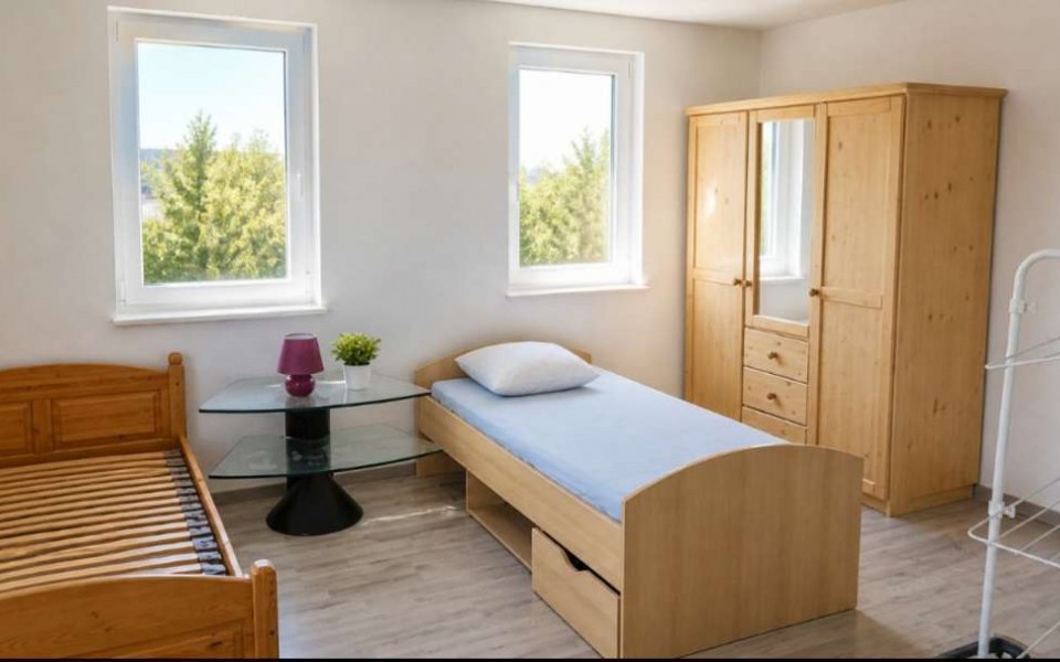 Schlafzimmer KI aufgeräumt