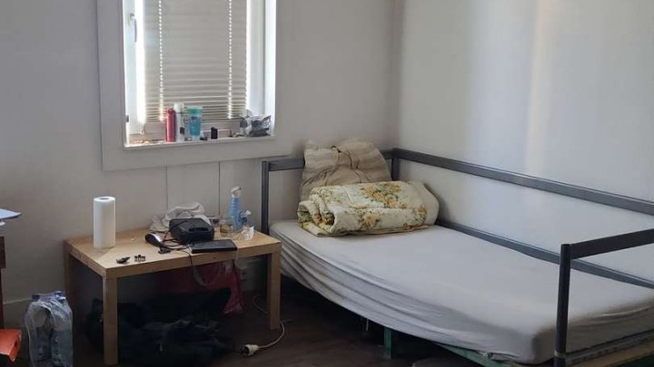 Sanierungsbedürftige Doppelhaushälfte mit Schuppen
