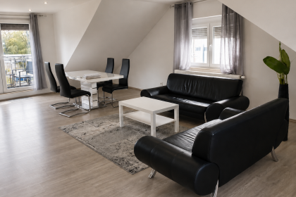 Wohn- und Esszimmer 