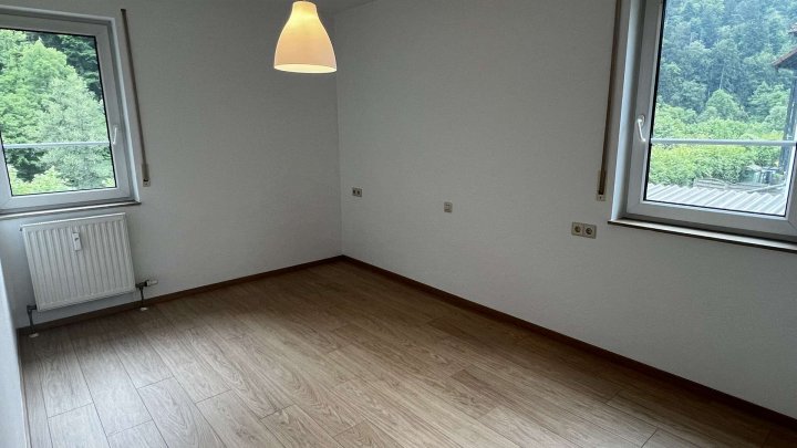 Zu vermieten: Gepflegte 2-Zimmer-Wohnung mit Blick ins Grüne