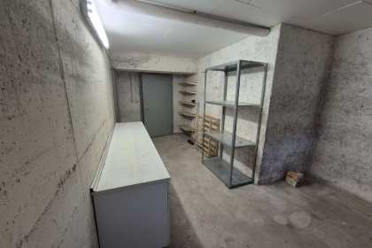 Keller