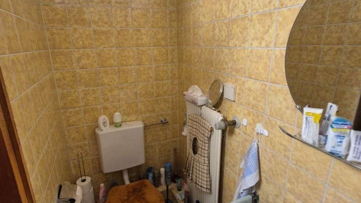 *Gepflegtes, teilvermietetes Reihenendhaus mit 3 Wohnungen zu verkaufen!*