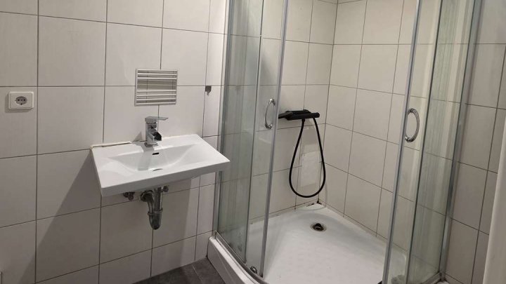 Renovierte 3-Zimmer Wohnung mit Garten in Neuenbürg