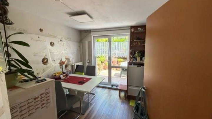 Gemütliches Reihenhaus in Aichtal - bis zu 4 Schlafzimmer - ab € 1.675,- mtl. Finanzierungsrate *