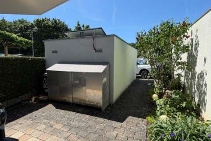 Garage Rückseite