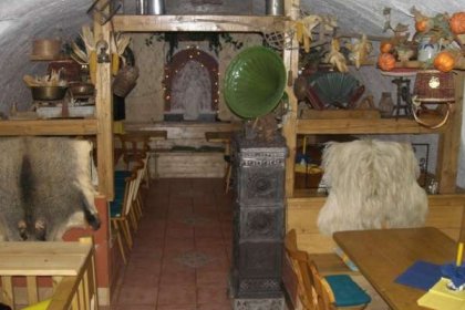 Schankraum im Keller als das Lokal noch in Betrieb war