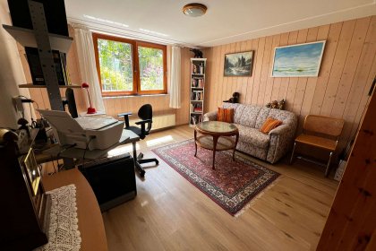 Büro oder Kinderzimmer im UG