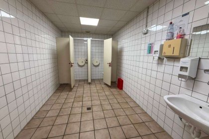 2. WC in Produktionshalle  (GR 10)