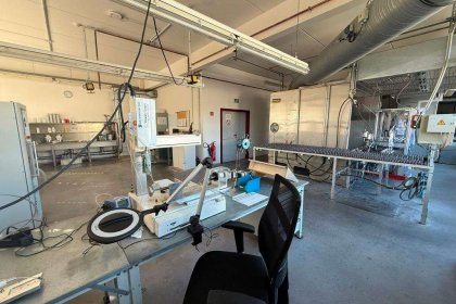 Werkstatt 1. OG Büro- & Produktionsgebäude (GR 27)