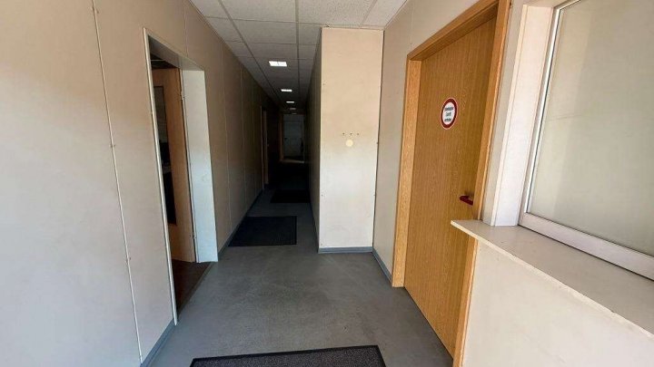 Attraktive Gewerbeimmobilie mit Büro-, Produktions- und Hallenflächen in Königsbach-Stein