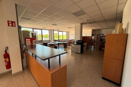 Büro 2. OG Büro- & Produktionsgebäude (GR 28)