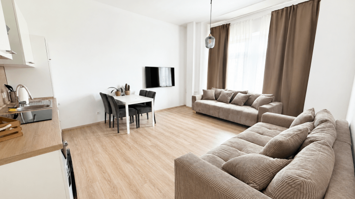 Hochwertig möblierte 2-Zimmer-Wohnung mit Einbauküche in zentraler Citylage