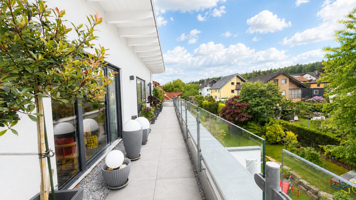 Penthouse-Traum in absoluter Ruhelage – 151 m² Wohnen, 126 m² Himmel und Blick bis zu den Vogesen