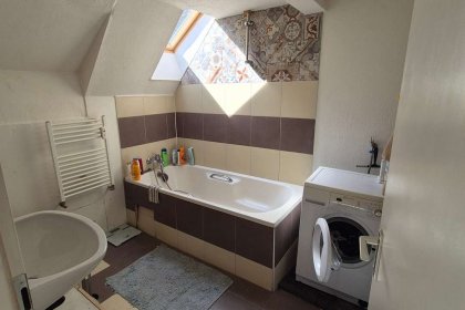 Bad mit Wanne