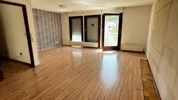 Fertighaus mit großem Garten und viel Potenzial