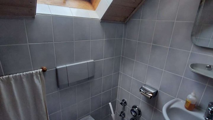 3,5 Zim. DG-Wohnung mit besonderem Charme zu verkaufen!