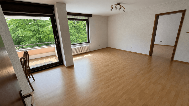 2-Zimmerwohnung mit großem Südbalkon - Günstig und sofort frei