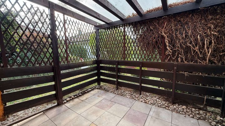 Ruhig gelegener Bungalow mit Garten, Pergola und Garage zu verkaufen!