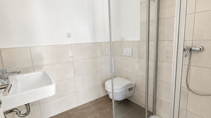 Ruhe, Terrasse, Neubau — Ihr neues Zuhause in Kieselbronn