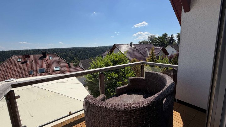 Hoch hinaus- Einfamilienhaus mit Schwarzwaldblick zum Verlieben - Energieeffizient und erholsam!
