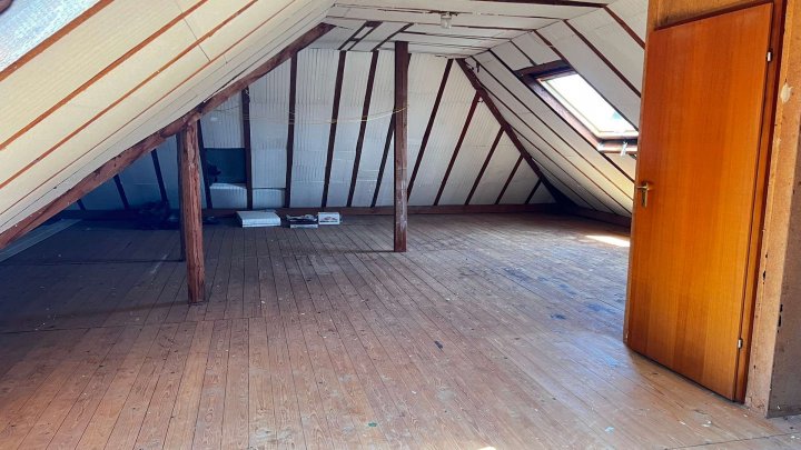 Traumhaus für Nichtträumer- mit großem Garten -mit Doppelgarage- in fantastischer Lage.