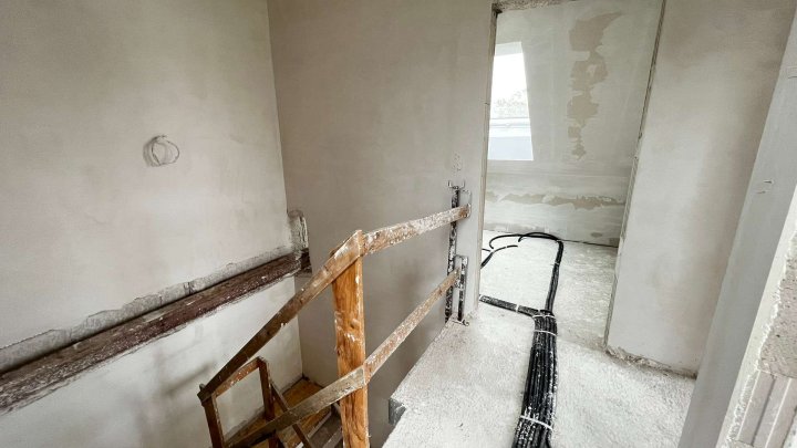 Ihr Zuhause. Ihr Stil.  – Reihenhaus zum Selbstausbau oder Fertigstellenlassen in Kleinvillars