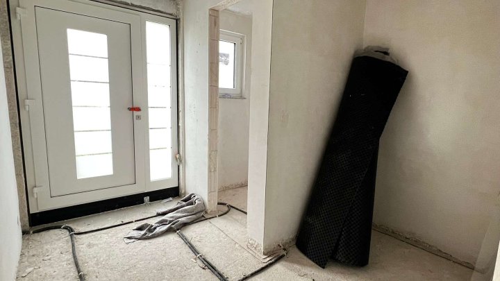 Ihr Zuhause. Ihr Stil.  – Reihenhaus zum Selbstausbau oder Fertigstellenlassen in Kleinvillars