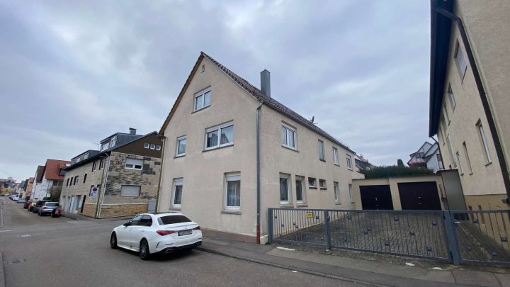 2 Zimmer Wohnung in zentraler und ruhiger Lage von Leonberg
