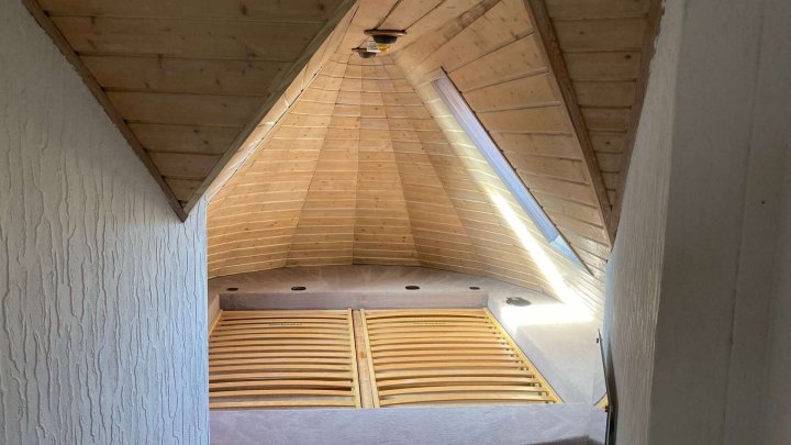 6,6 % Rendite möglich - 3 Zi ETW mit Dachterrasse - zentral in S-Feuerbach