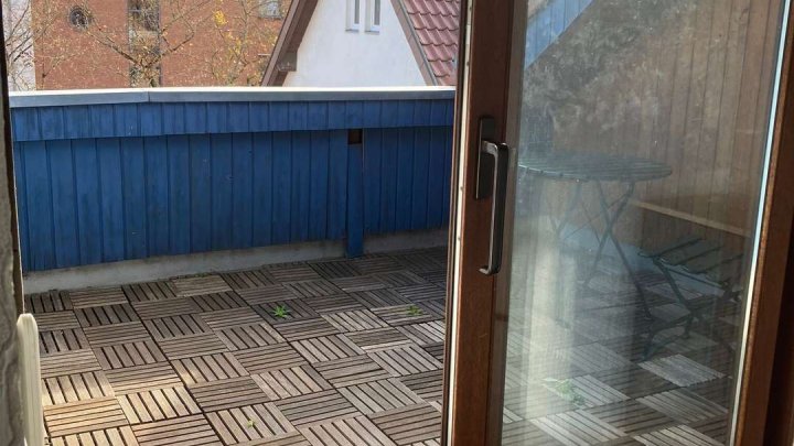 6,6 % Rendite möglich - 3 Zi ETW mit Dachterrasse - zentral in S-Feuerbach