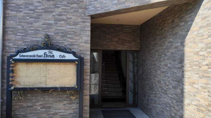 ***Exclusive Wohneinheit mit Garage und Stellplatz***