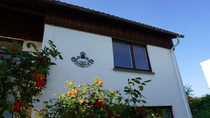 Preisreduzierung: Toplage – Einfamilienhaus mit großem Garten und Potenzial