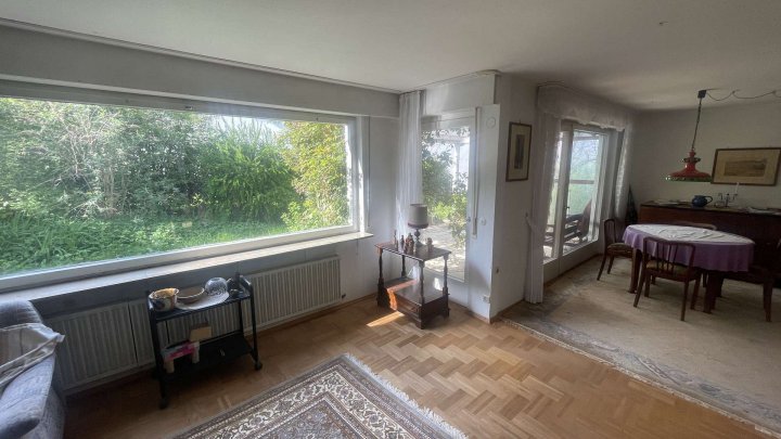 Preisreduzierung: Toplage – Einfamilienhaus mit großem Garten und Potenzial