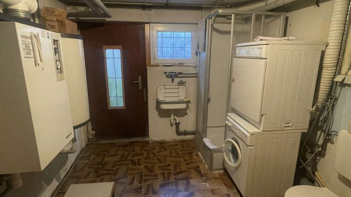 Preisreduzierung: Toplage – Einfamilienhaus mit großem Garten und Potenzial