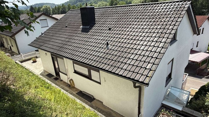 PREISREDUKTION!!! Großes EFH oder Mehrgenerationenwohnhaus mit Ausbaupotential im DG!