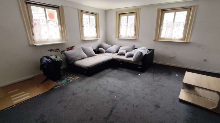 Haus mit Scheune und viel Potential für Handwerker!!!