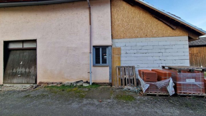 Haus mit Scheune und viel Potential für Handwerker!!!