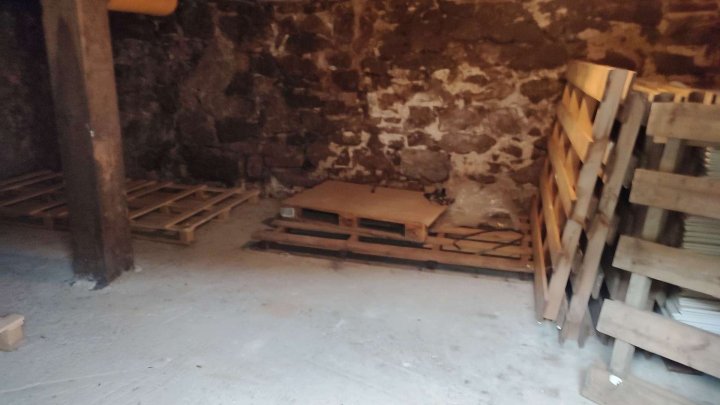 Haus mit Scheune und viel Potential für Handwerker!!!