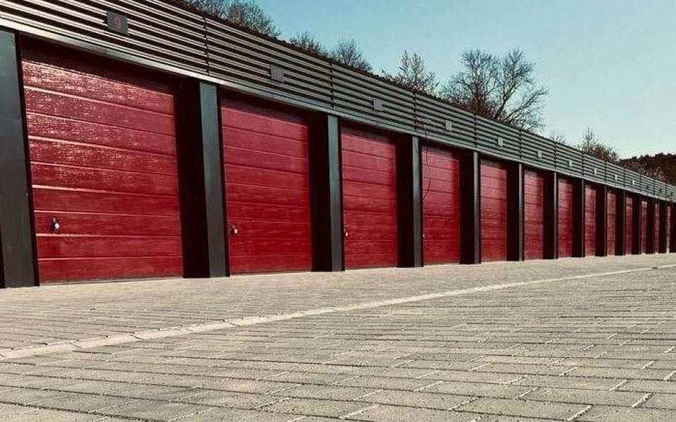 Buchen Garagen Reihe