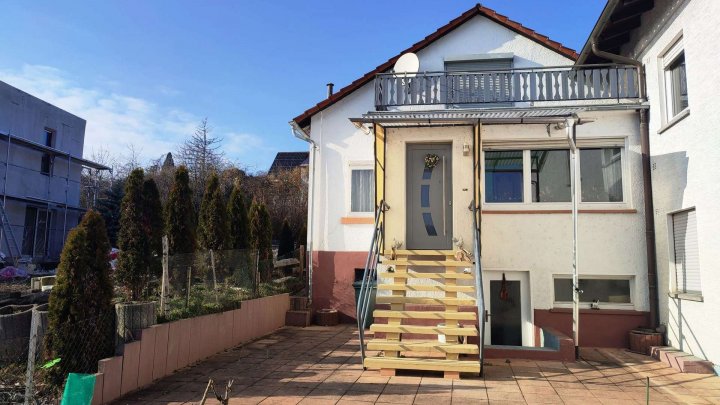 Praktisches kleines Haus mit viel Potential!