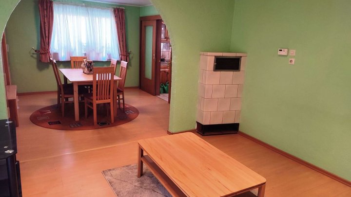 Praktisches kleines Haus mit viel Potential!