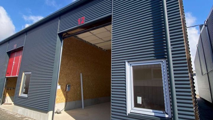 Halle - Großgarage - Gewerbehalle -  Lager - Boot - Oldtimer - Werkstatt - Platz für Ihre Ideen