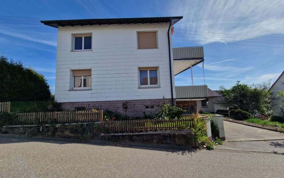 Außenansicht Wohnhaus