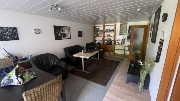 1,5 - Zi. Wohnung mit Schlafnische, Stellplatz u. Terrassen-Ausblick auf den Kurpark Bad Wildbad