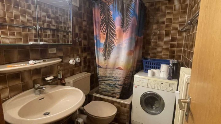 1,5 - Zi. Wohnung mit Schlafnische, Stellplatz u. Terrassen-Ausblick auf den Kurpark Bad Wildbad