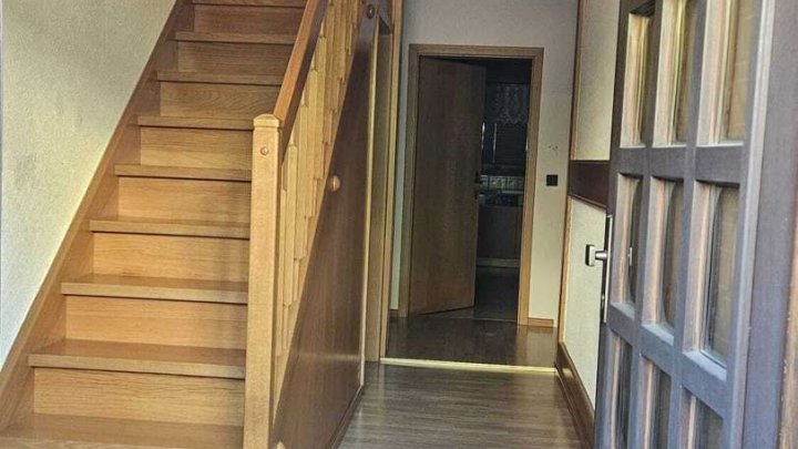 ***Gepflegtes Einfamilienhaus mit goßer Werkstatt/Garage zu verkaufen!***