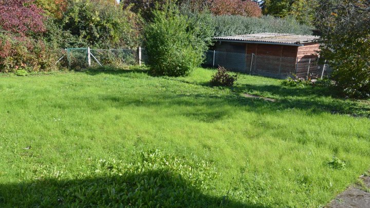Rohdiamant benötigt Feinschliff! Haus mit schönem Grundstück und großer Hofeinfahrt im Hagenschieß.
