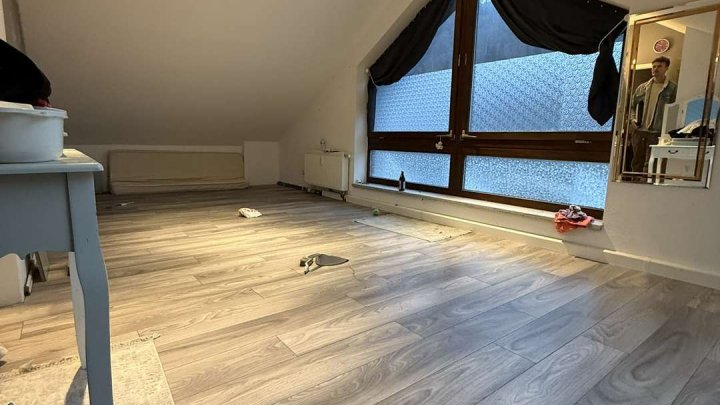 BESICHTIGUNG MÖGLICH, Versteigerung am 02.12.2025, Zweifamilienhaus, PROVISIONSFREI!