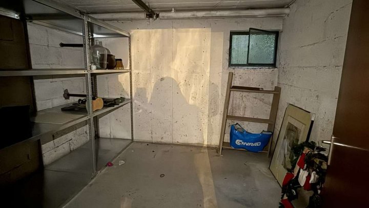 BESICHTIGUNG MÖGLICH, Versteigerung am 02.12.2025, Zweifamilienhaus, PROVISIONSFREI!