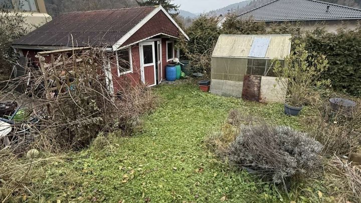 BESICHTIGUNG MÖGLICH, Versteigerung am 02.12.2025, Zweifamilienhaus, PROVISIONSFREI!